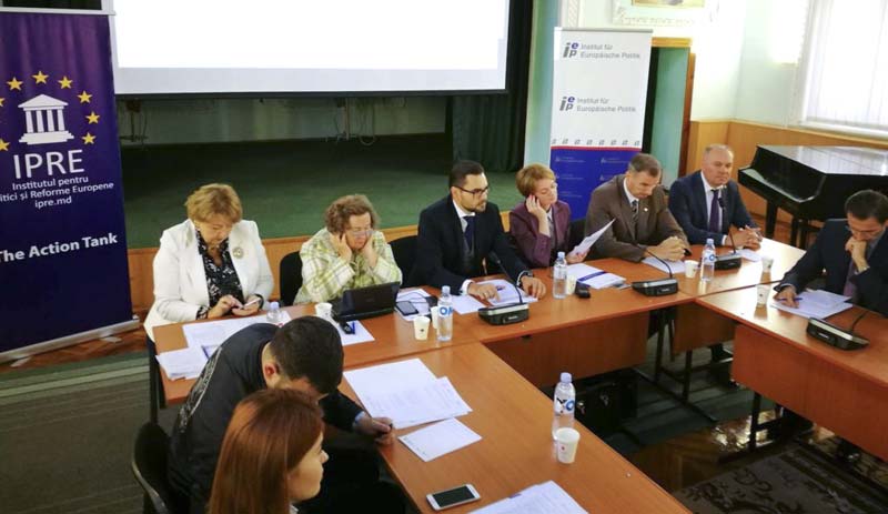  Гонсин сопровождал второй саммит транснациональных корпораций Циндао 