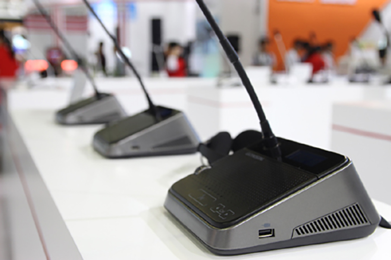 Gonsin Dazzling Landing At Prolight sound Guangzhou 2015