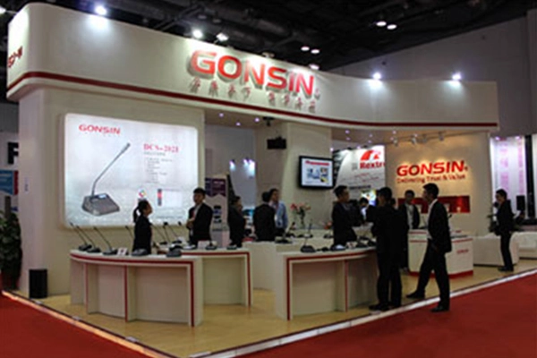 Гонсин в Infocomm Китай 2014